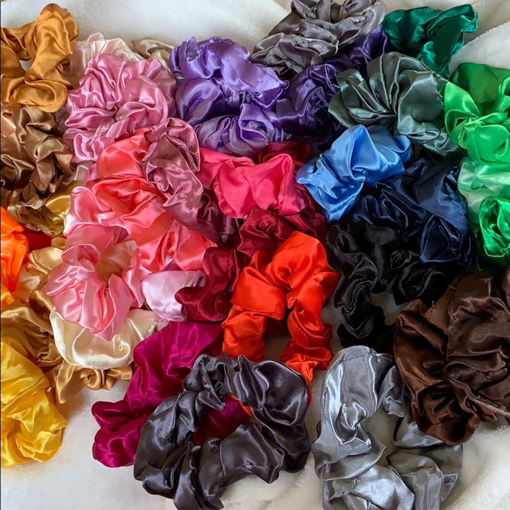 Mystery pack of 4 scrunchies! *A TON of new colors